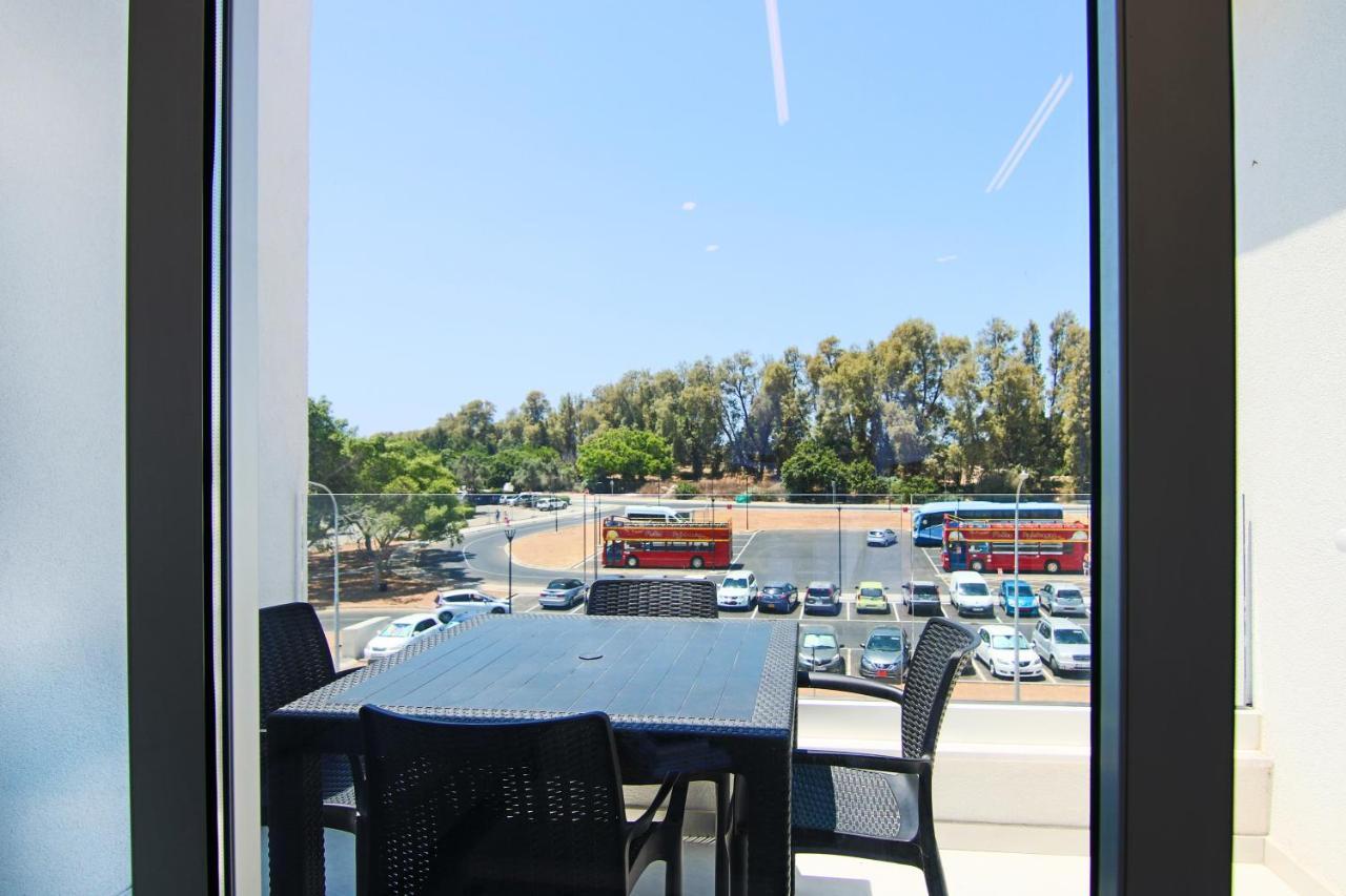 Ferienwohnung Phaedrus Living - Seaside Executive Flat Harbour 207 Paphos Exterior foto